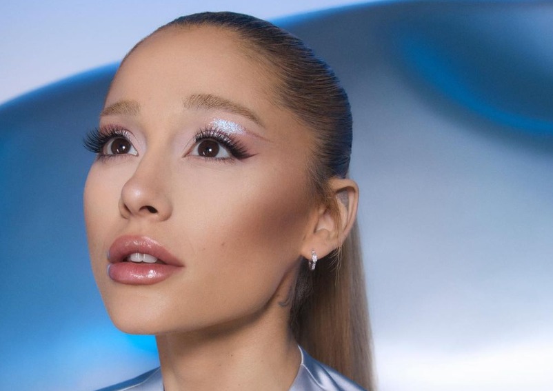 Ariana Grande R.E.M Beauty