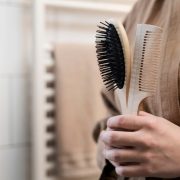 Cepillos eléctricos para el cabello: estos son sus beneficios
