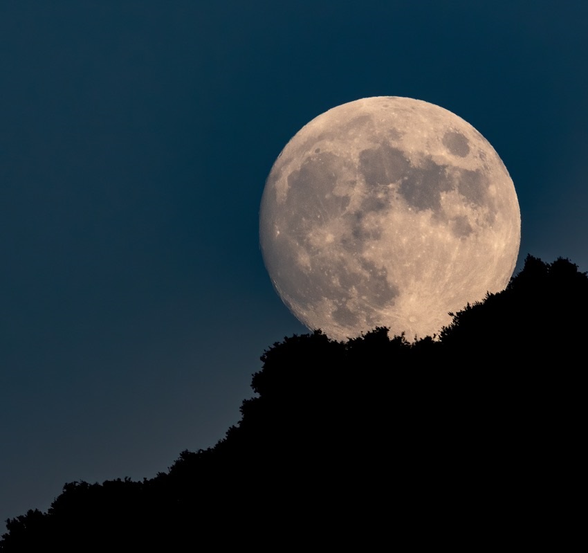 Luna azul agosto 2024