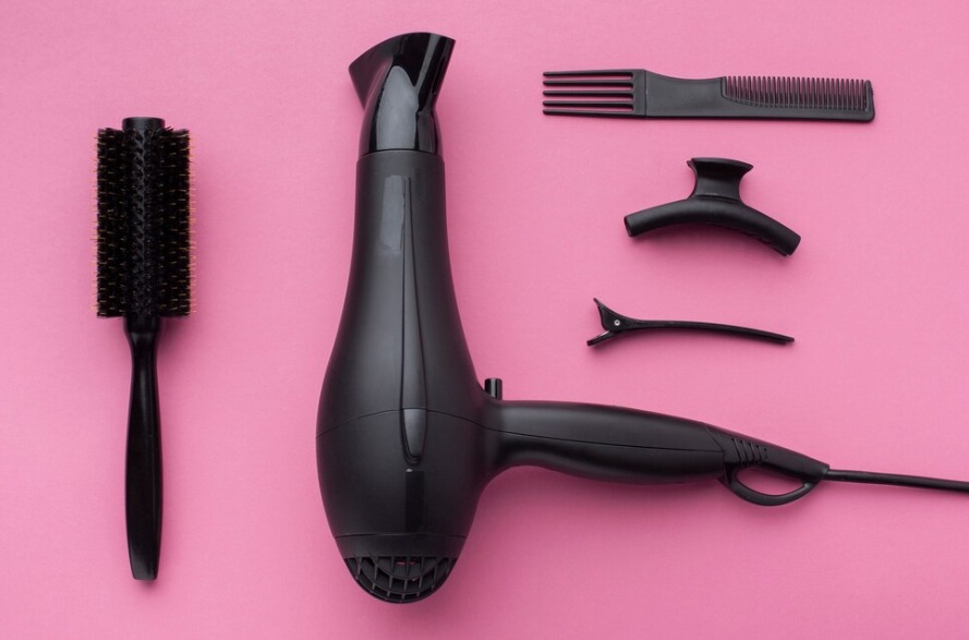 ¿Qué función tiene el cepillo eléctrico para cabello?