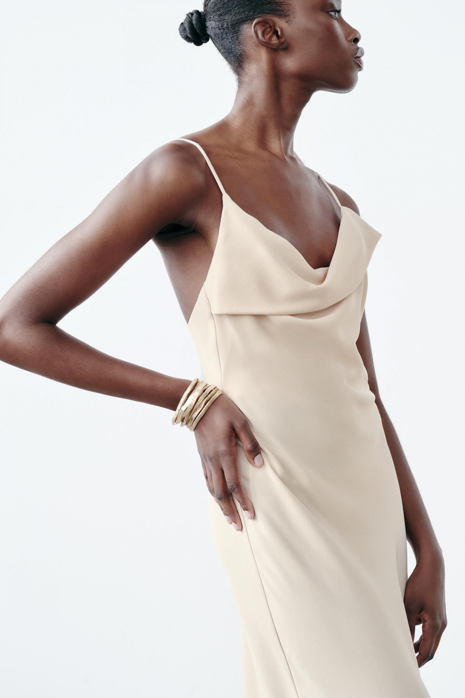 Vestido blanco de Zara