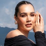 Lina Tejeiro se ha mostrado vulnerable con Coraje, su marca de cosméticos. Su rimel es uno de los más famosos del país.