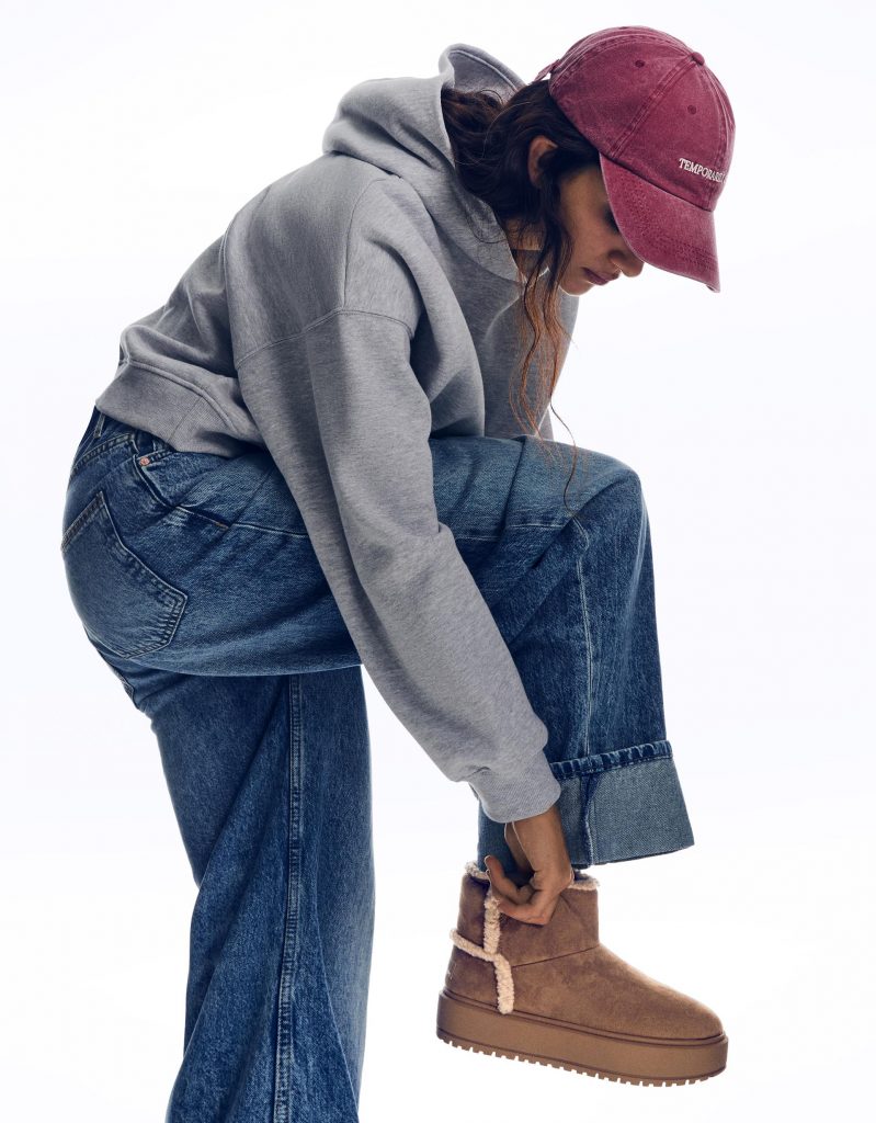 Usar botines planos es la alternativa perfecta para darle un toque otoño-invierno a nuestro look diario