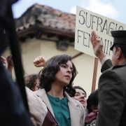 Estimados Señores