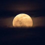 Superluna del Cazador de octubre 2024: a qué hora ver en Colombia