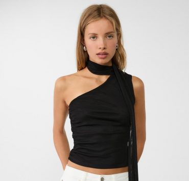 Cómo llevar blusas drapeadas