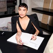 Baby Bangs el flequillo que querrás usar en 2025