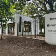 El Fondo de Cultura Económica abrió una nueva librería en Cali así es María