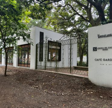 El Fondo de Cultura Económica abrió una nueva librería en Cali así es María