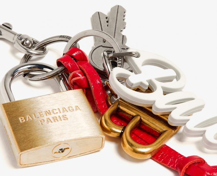 Esta es la lista de regalos de Navidad de Balenciaga para 2024