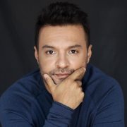 Quién es Julián Román