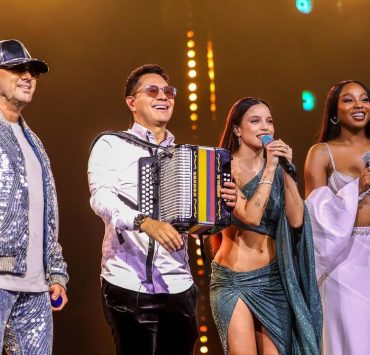 Los Latin Grammy concluyeron exitosamente, no sin antes llenar a sus espectadores de emoción con ayuda de varias sorpresas.