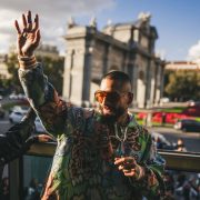 Maluma anuncia concierto en Colombia Medallo en el mapa