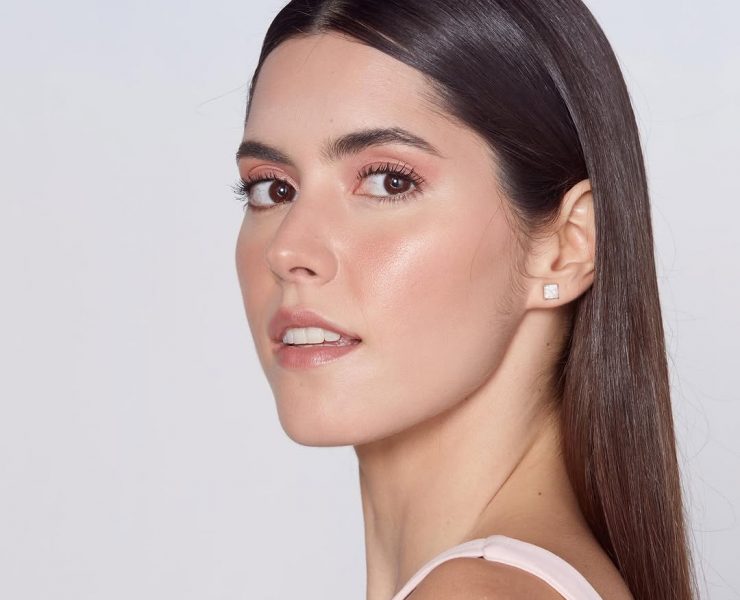 Cómo usar un stick para lograr un peinado perfecto Paulina Vega te enseña