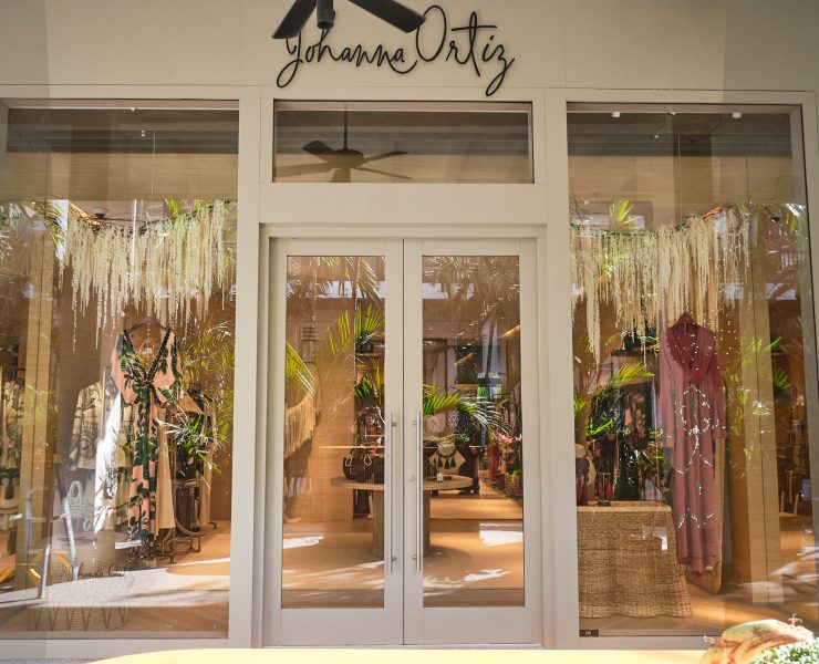 En Miami, hasta marzo del 2025, estará abierta una especial boutique de Johanna Ortiz. Es un espacio para festejar la creatividad y la herencia cultural.