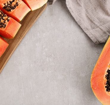 Qué beneficios tiene el licuado de papaya con avena