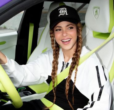 Shakira comparte ensayos de Las Mujeres ya no lloran