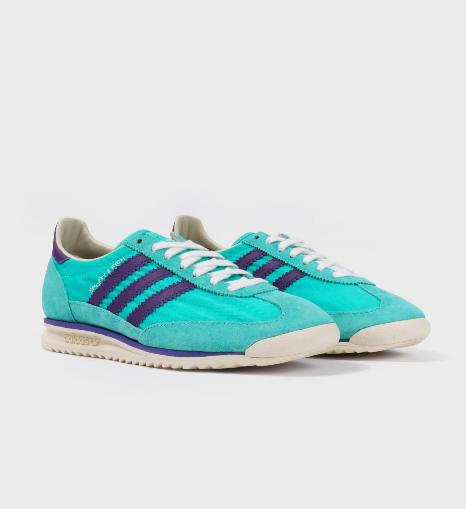Sporty & Rich y Adidas lanzan los tenis retro que necesitarás en tu armario
