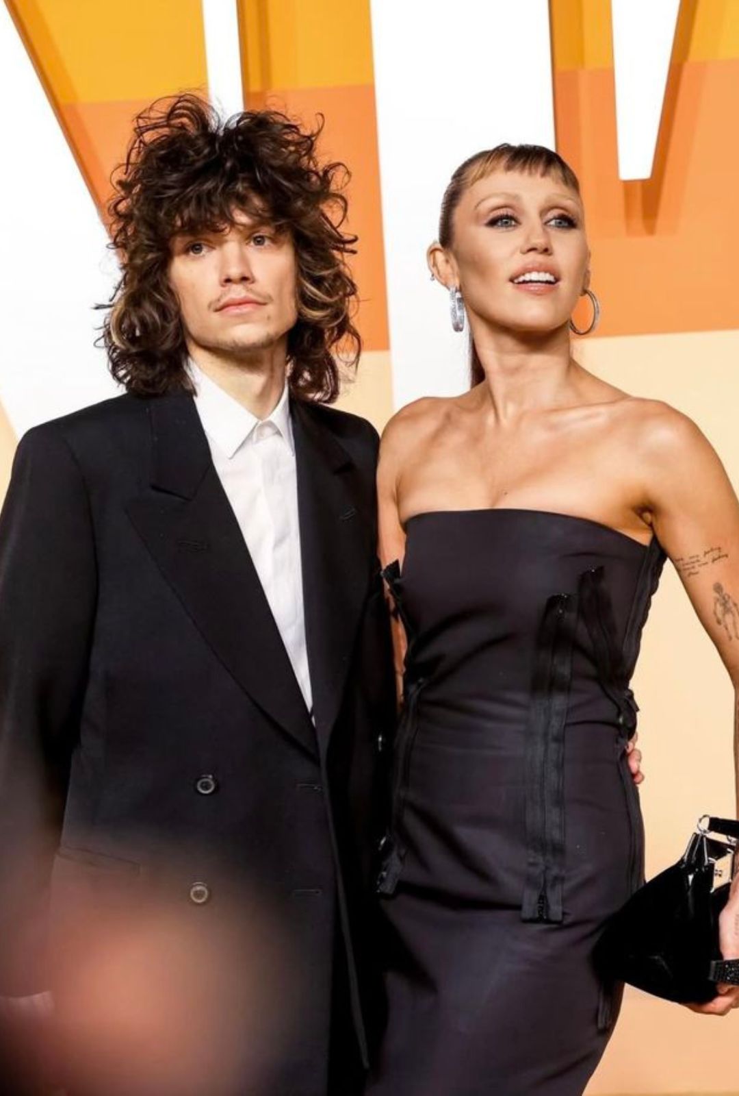Te contamos todo sobre el discreto baterista que conquistó el corazón de la estrella del pop.