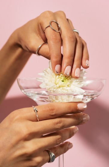 Cómo estilizar tus manos con la forma correcta de uñas: te contamos