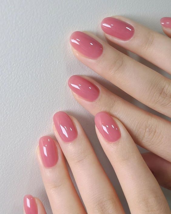 Uñas agua de rosa
