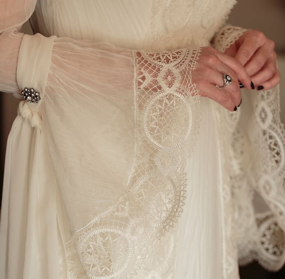 Vestidos de novia estilo medieval y renacentista: elegancia que trasciende el tiempo