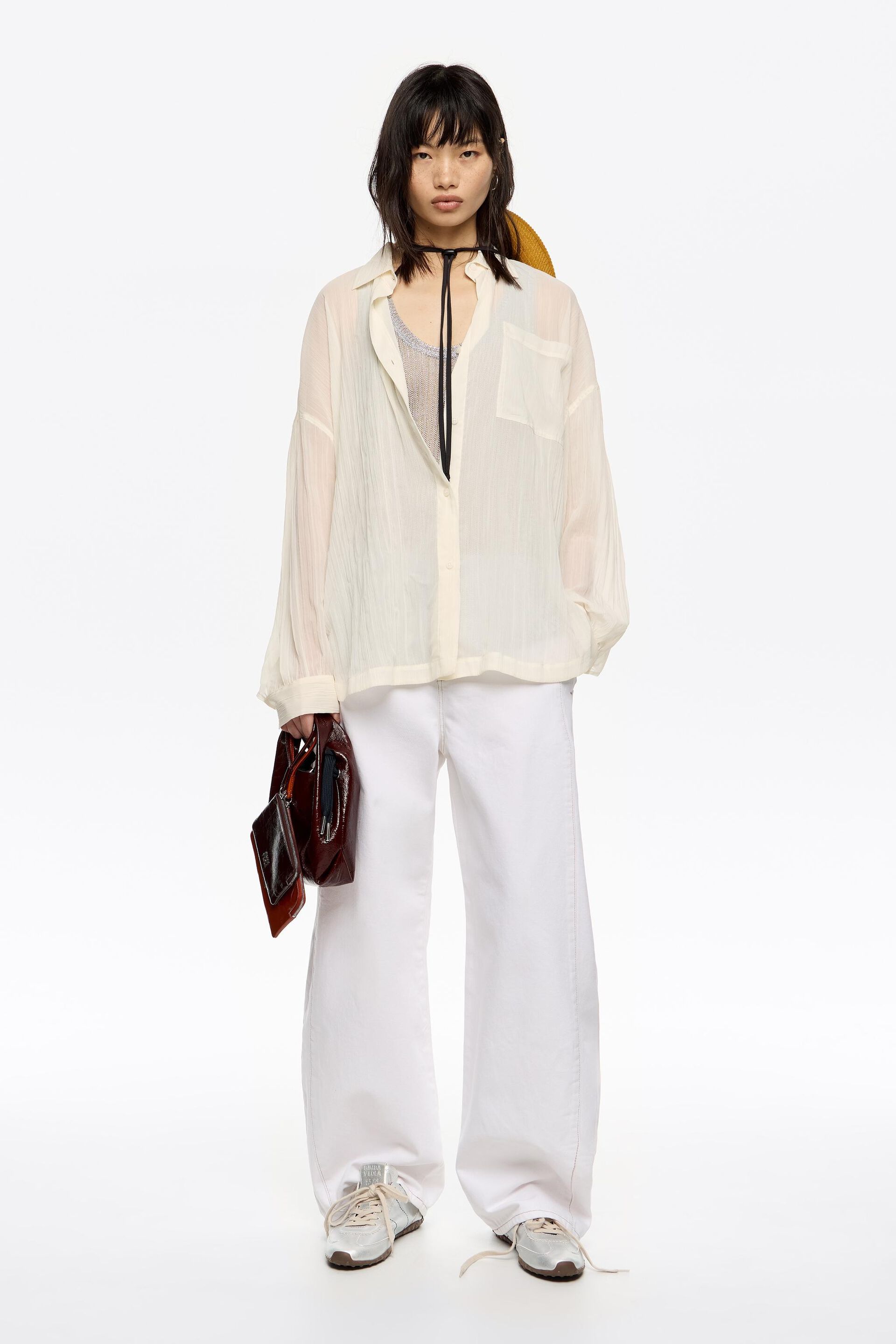 Guía práctica para combinar pantalones blancos