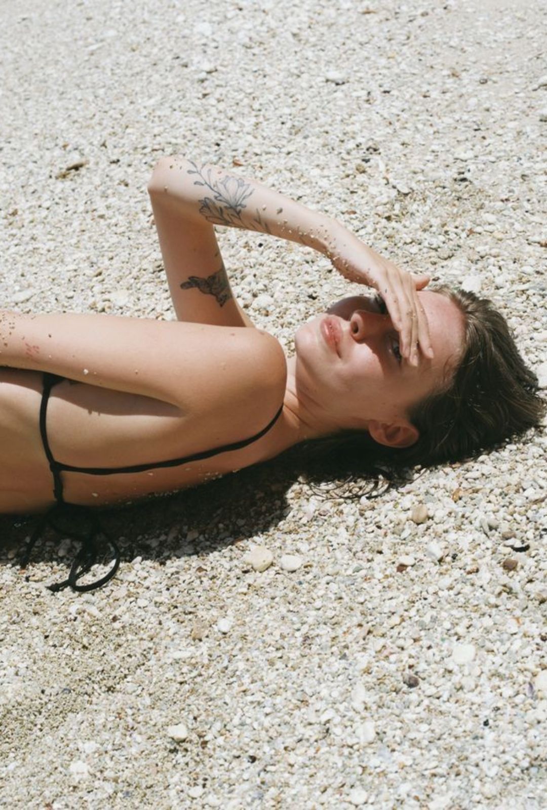 Cómo cuidar tus tatuajes del sol y durante el verano