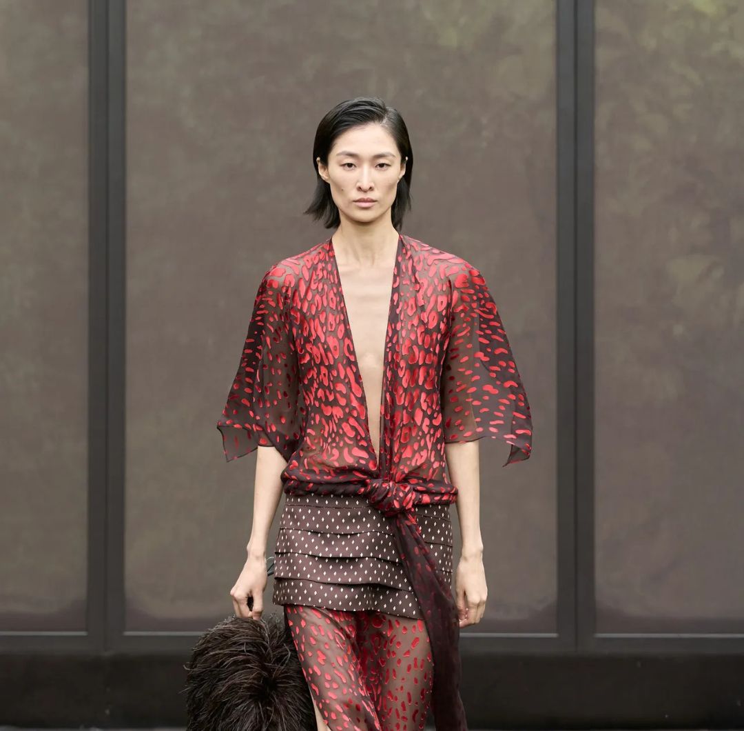 Flecos, estampados y texturas marcan la colección primavera/verano de Ferragamo
