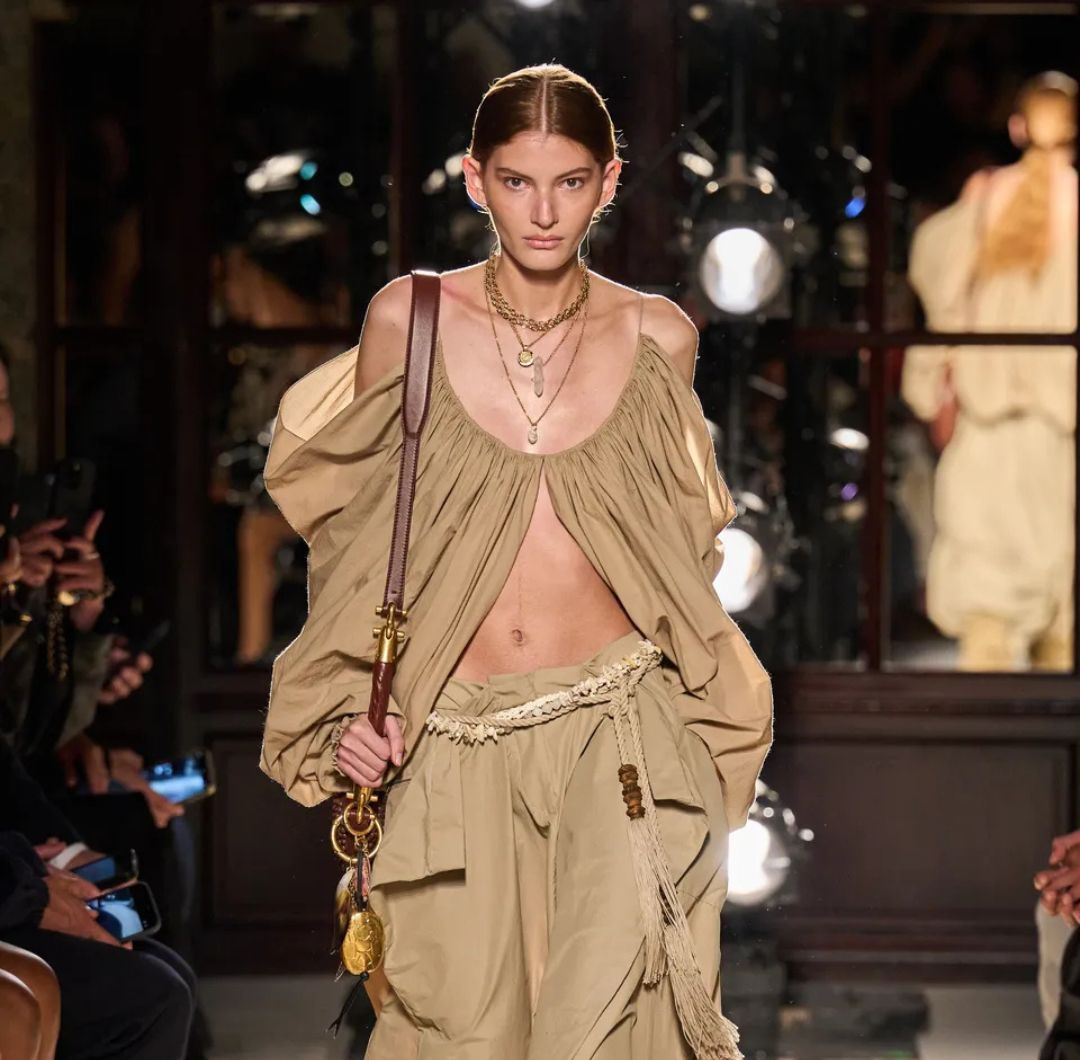 Balmain SS26: una combinación entre el lujo, la comodidad y la feminidad