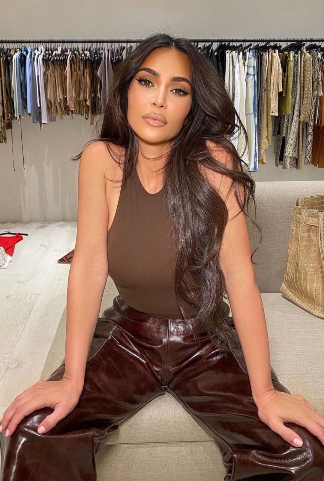Kim Kardashian revela que sufrió un aneurisma cerebral por estrés