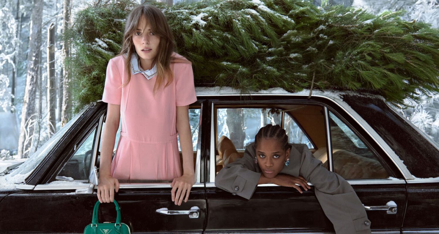 Prada Holiday 2025: campaña navideña con estilo cinematográfico