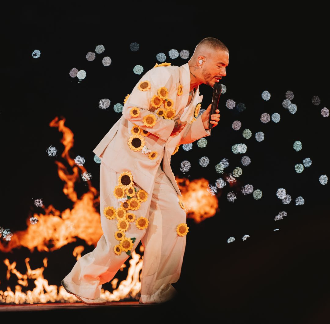 J Balvin convirtió el Campín en una enorme pista de baile y anunció gira de estadios por Colombia