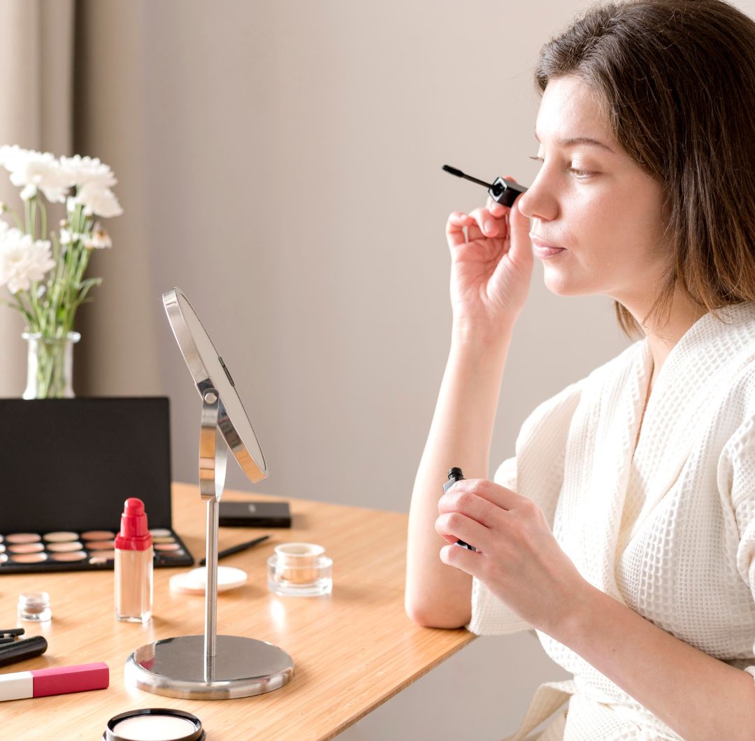 Guía de maquillaje para Navidad 2025: piel luminosa y detalles clave