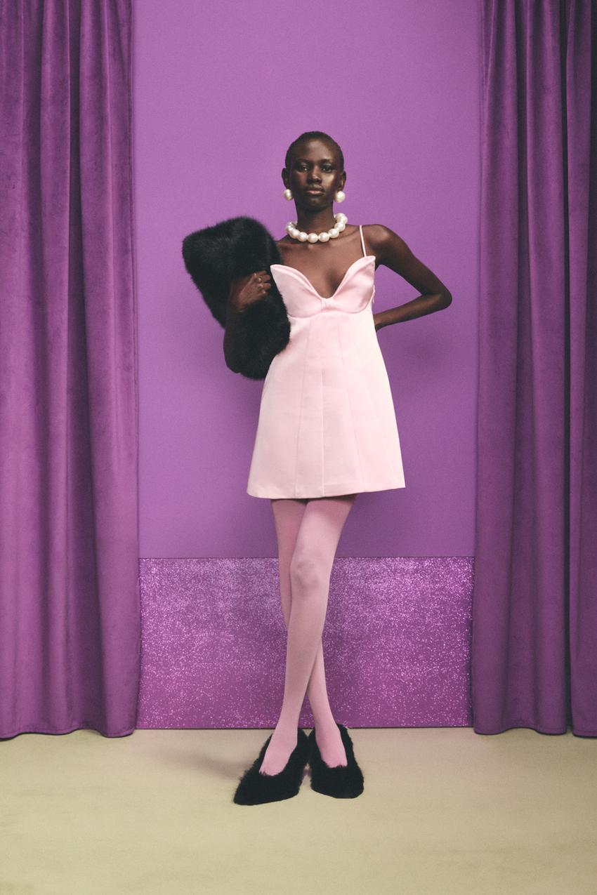Texturas, densidades y colores elementos para decidir qué medias usar, según la intención del look.