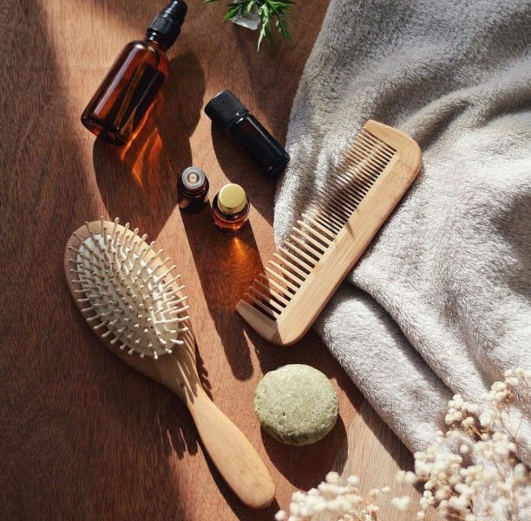 Dentro de las tantas técnicas que existen para el cuidado del cabello, el hair oiling es una de las más populares y efectivas.
