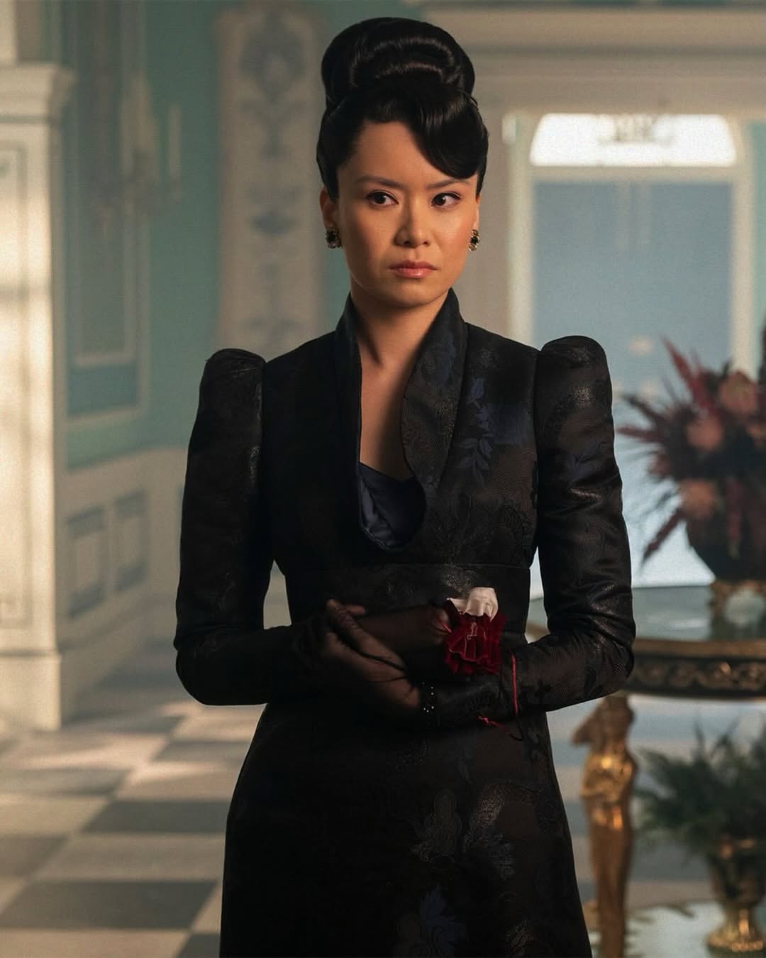 Katie Leung, quien interpreta a la madrastra de Sophie Beck