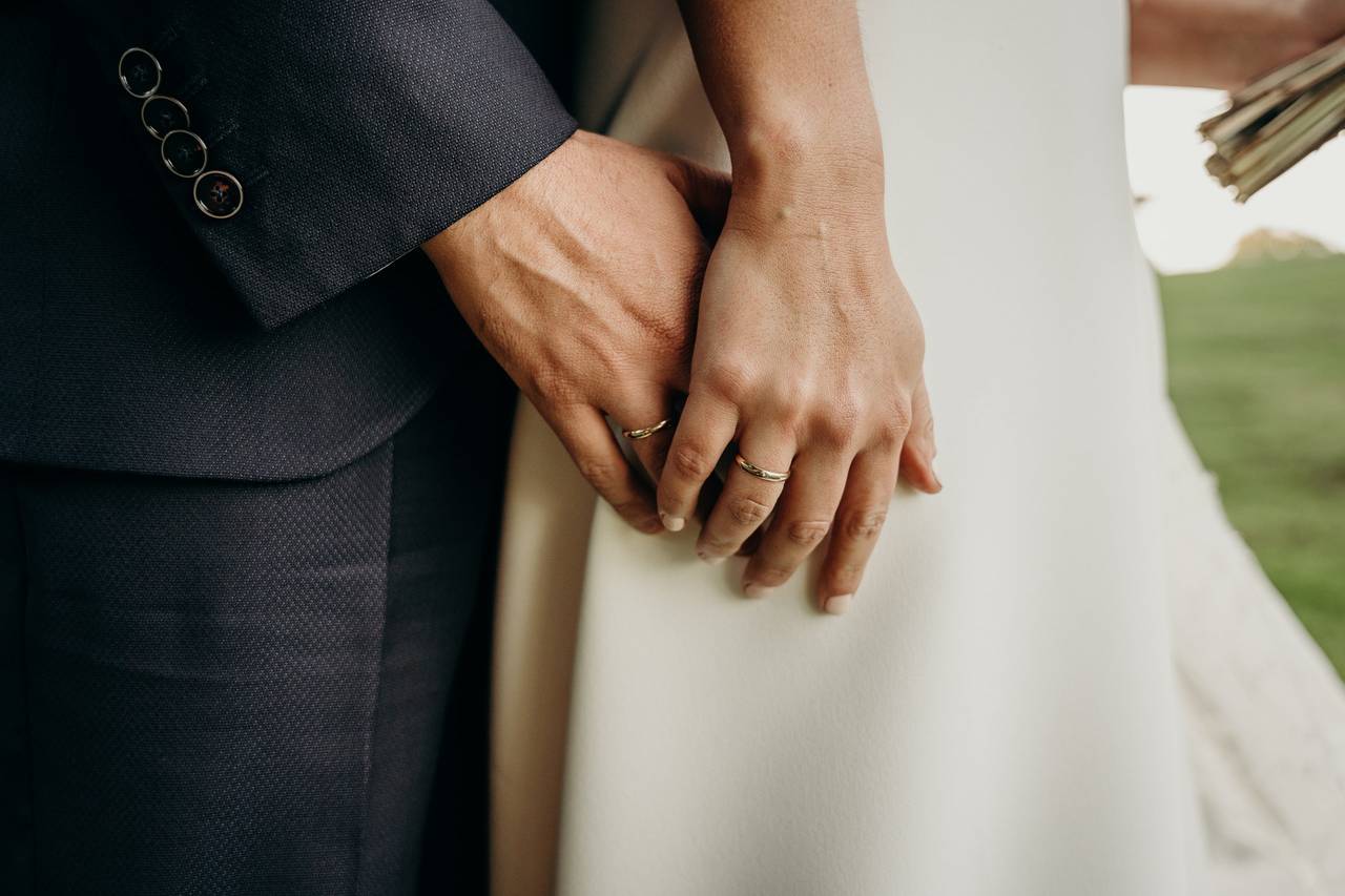 En estricto sentido, un matrimonio lavanda funge como una fachada.