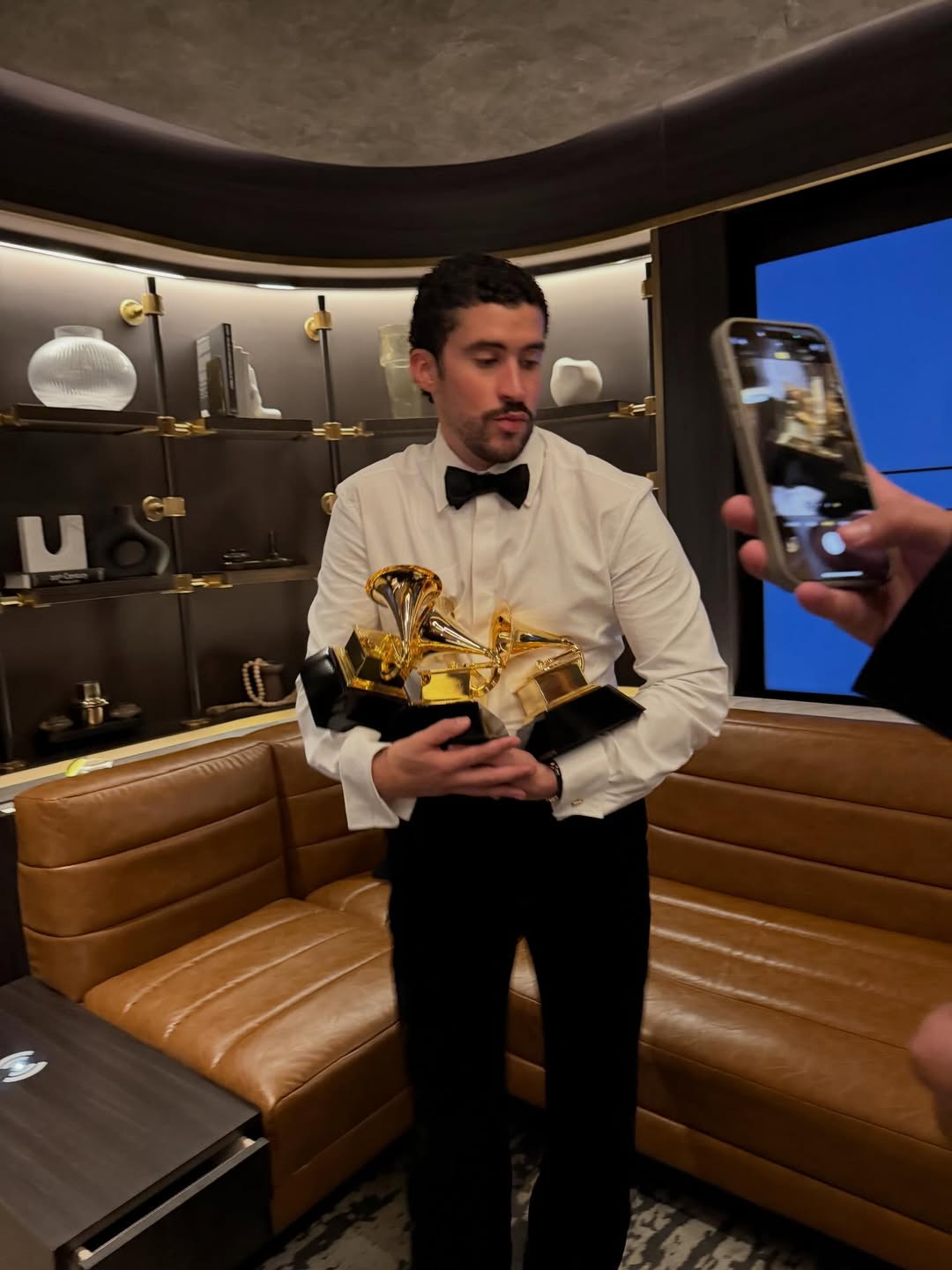 Una semana antes del SUper Bowl, Bad Bunny recibió 3 Grammys / Créditos: Instagram Bad Bunny