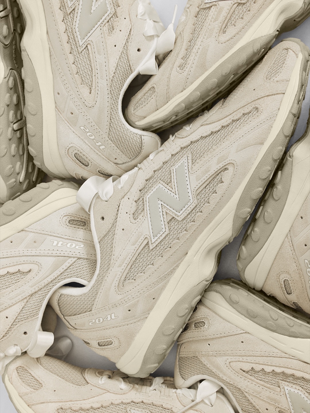 Así son las zapatillas New Balance de Rosalía: cómo comprarlas en Colombia