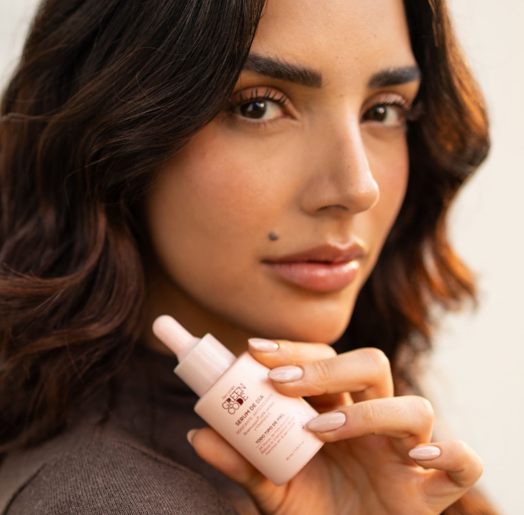 ¿Cómo cuidar la piel y el cabello con café y activos naturales?