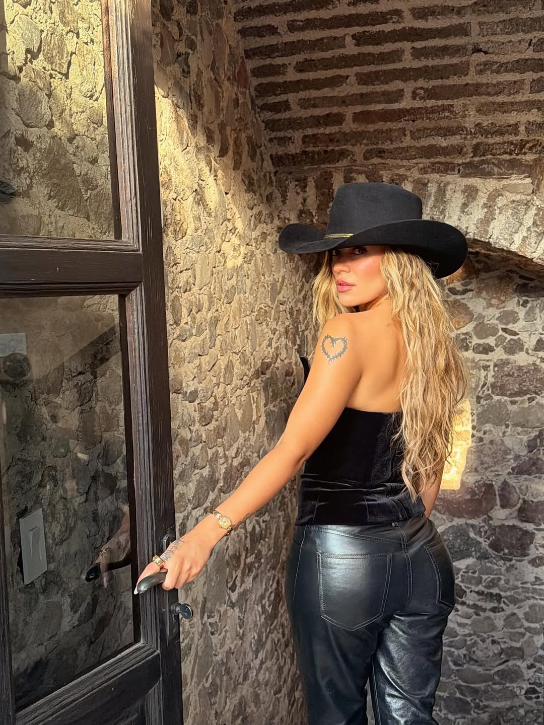 Más allá de la música, Karol G también ha desarrollado una carrera como emprendedora / Créditos: Instagram Karol G