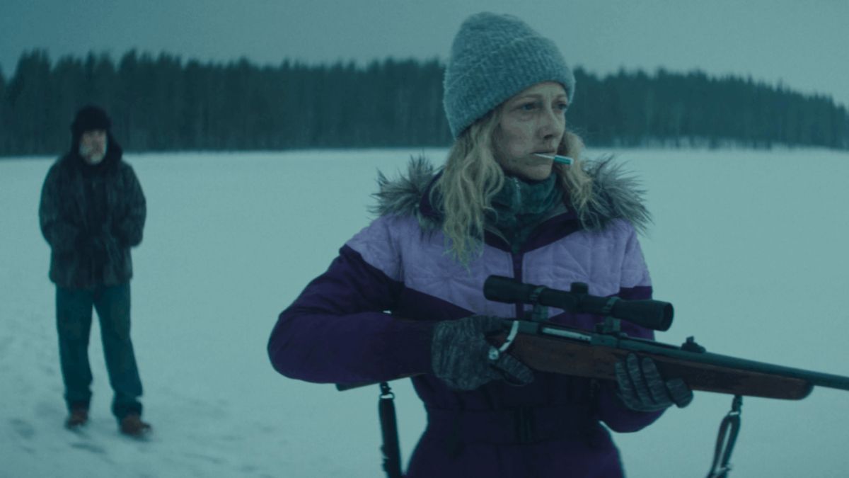 Emma Thompson le da un enfoque profundo al duelo y la supervivencia en la película.