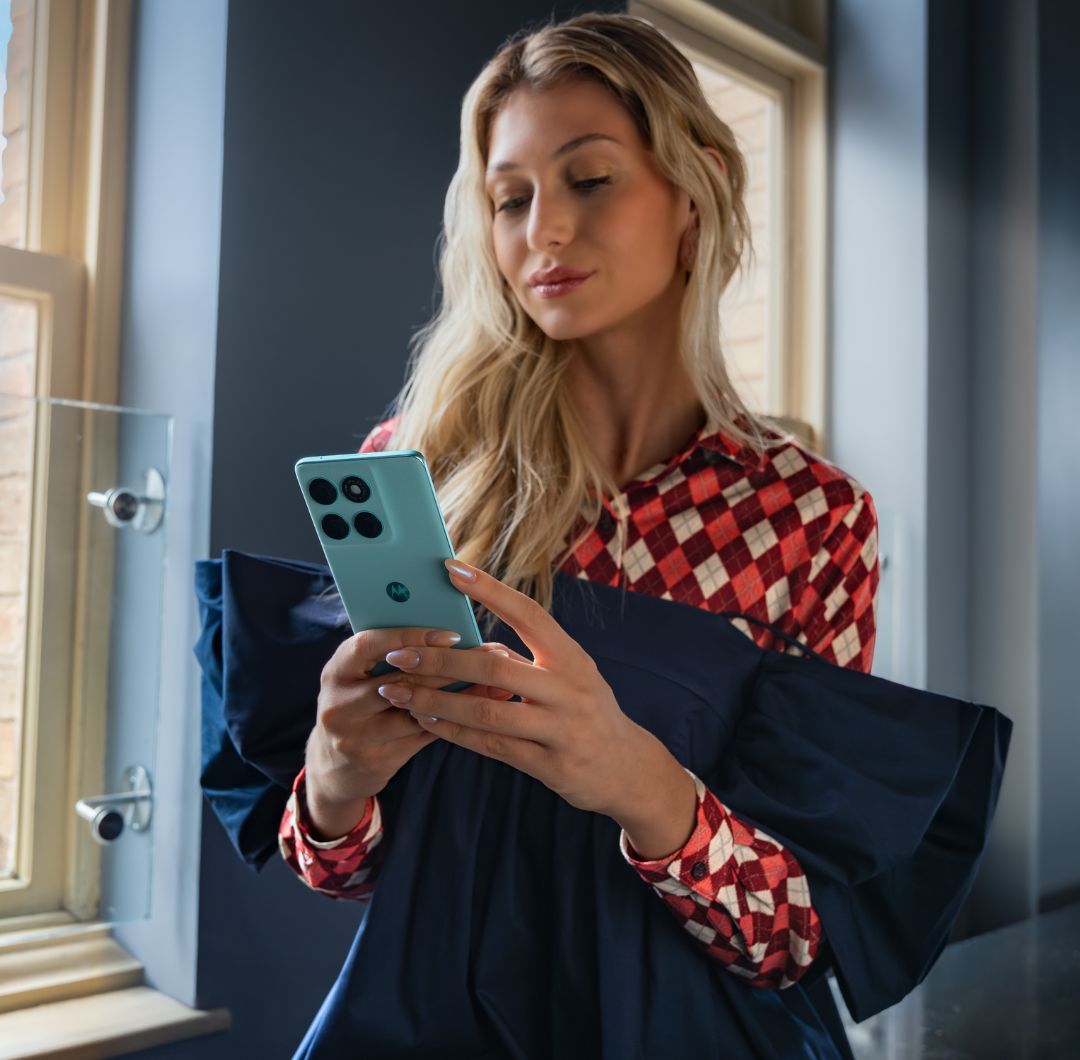 Motorola y Google anuncian nuevas funciones en Google Photos con el razr