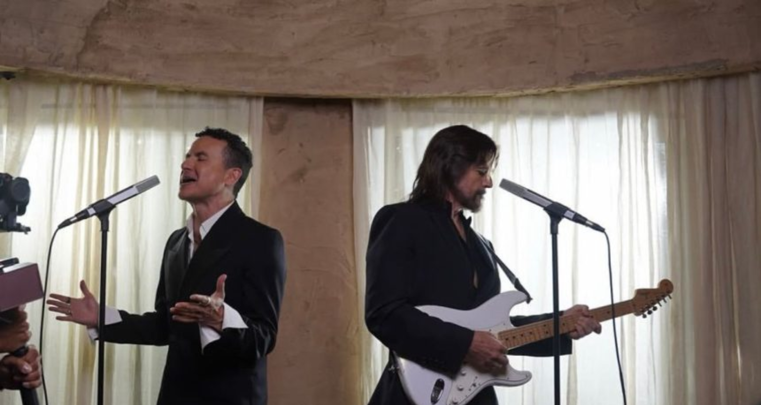 Letra completa de "Antes que el tiempo se vaya" de Juanes y Fonseca