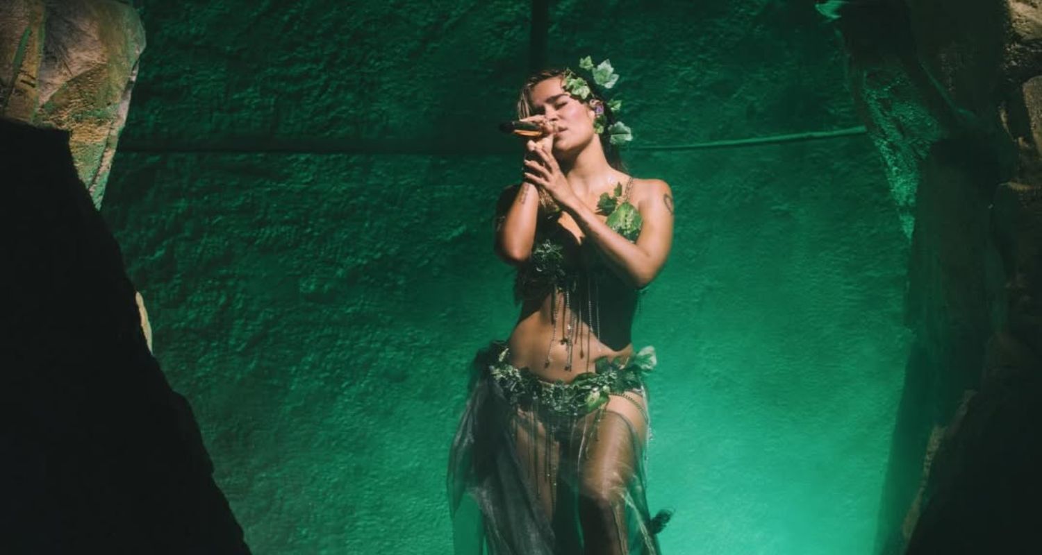Karol G anuncia el ‘Tropicoqueta Tour’ en Coachella 2026