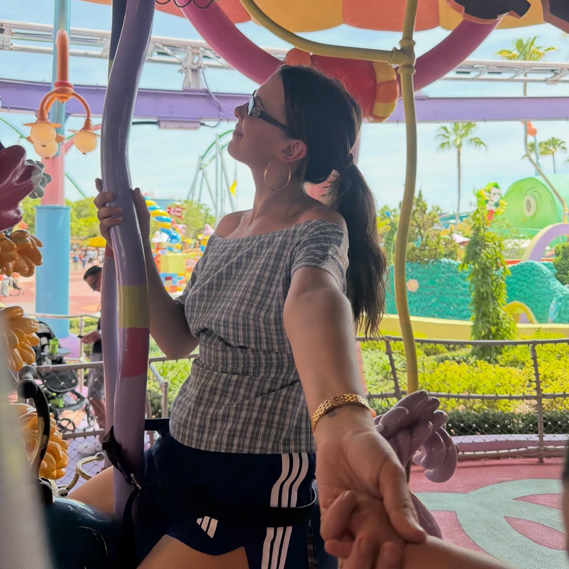 Millie Bobby Brown contó cómo la maternidad transformó sus decisiones profesionales