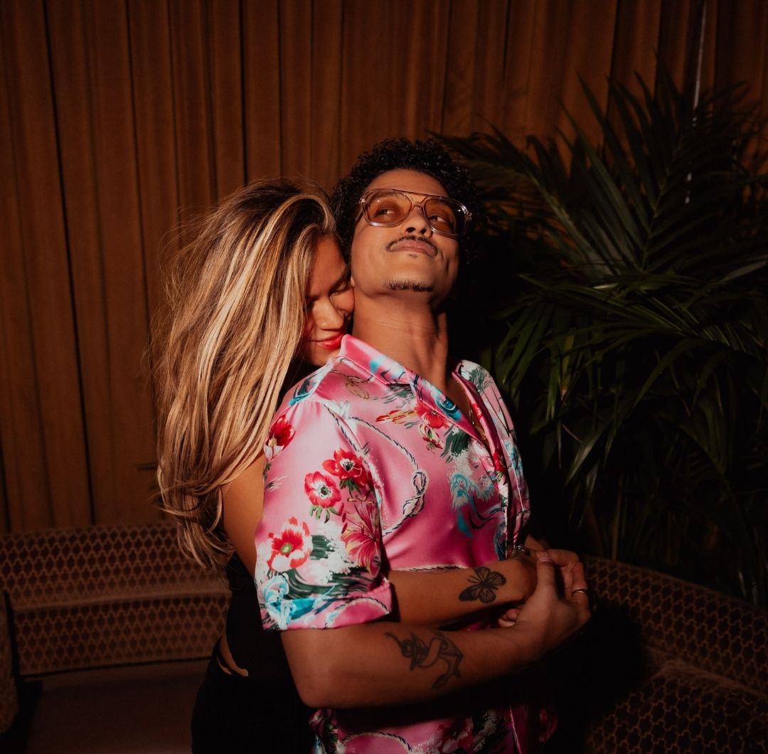 ¿Karol G y Bruno Mars están juntos? Te contamos por qué crecen los rumores sobre una supuesta relación