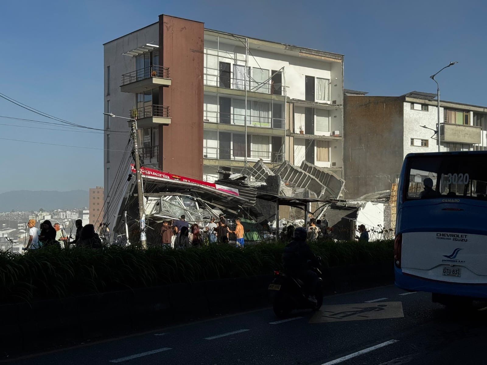 Sismo de magnitud 7,4 sacudió Colombia: estas son las zonas afectadas y el balance de víctimas