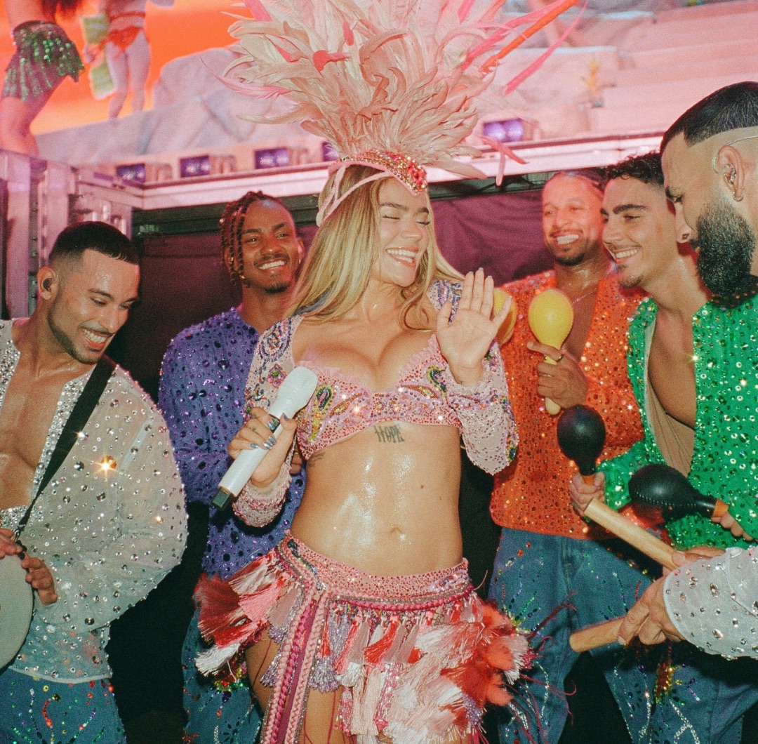 ¿Karol G y Feid regresaron? Lo que dicen las teorías de los fans